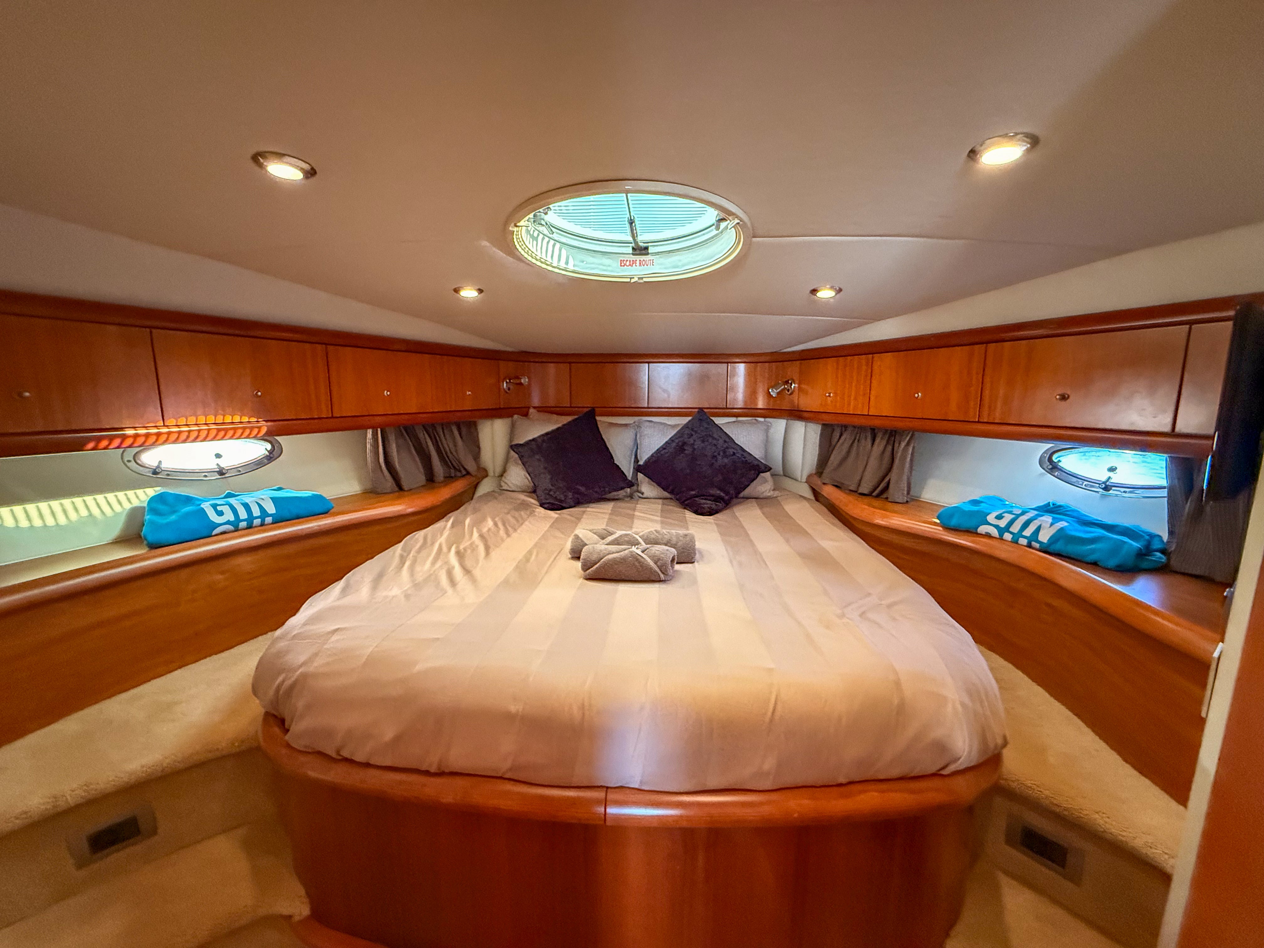 Pylos - Sunseeker 50