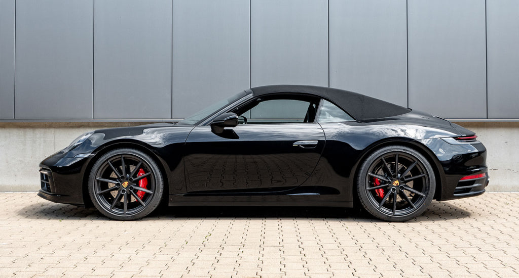 Porsche 992 Carrera 4S Cabriolet – Black Edition
